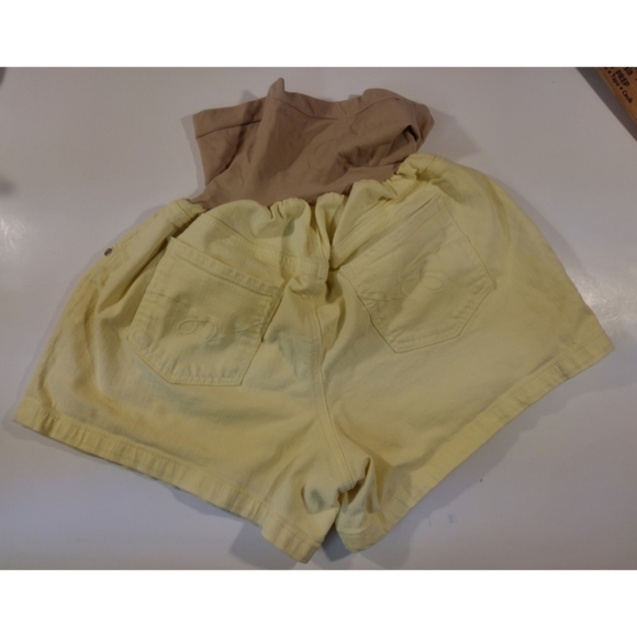 Indigo Blue yellow denim maternity shorts - Picture 2 of 8